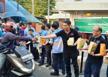 Tjiwi Kimia Sosialisasi Kantong Makanan Ramah Lingkungan