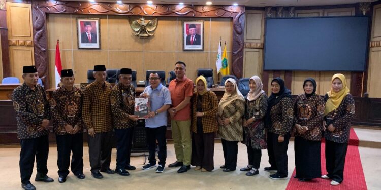 Pimpinan DPRD Sidoarjo Apresiasi Peran DHC BPK 45