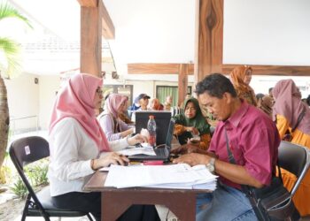 Pemkab Sidoarjo Jemput Bola Mudahkan UMKM Lengkapi Izin Usaha