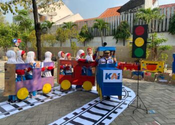 Siswa KB-TK Al Muslim Rayakan Hari Kereta Api, Ini Keseruannya