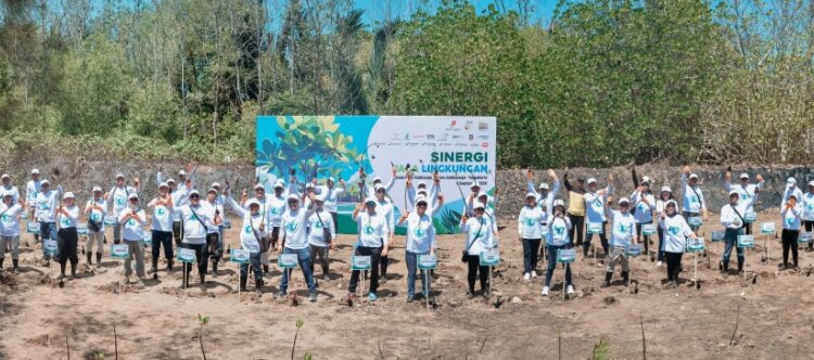 SKK Migas-KKKS Jabanusa Tanam Ribuan Mangrove di Kulonprogo