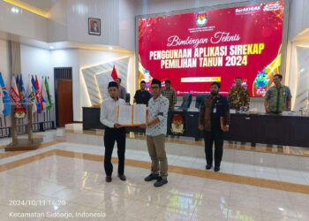 Anggota Lama Mundur Alasan Kesibukan, KPU Sidoarjo Lantik PAW PPK Candi