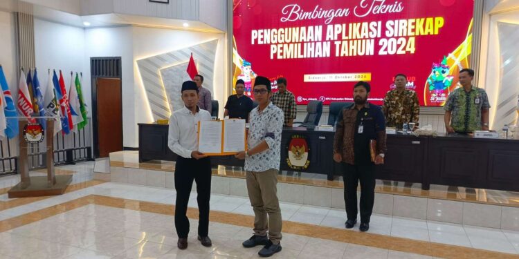 Anggota Lama Mundur Alasan Kesibukan, KPU Sidoarjo Lantik PAW PPK Candi