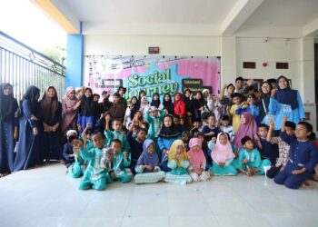 Peringati Hari Pahlawan, Siswa SMP Al Muslim Berbagi ke Sesama