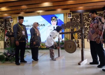 Wabup Mimik: Profesionalisme Pendidik Dapat Wujudkan Pendidikan Akhlak