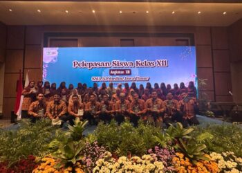 Pelepasan Siswa Kelas XII SMA Al Muslim Diwarnai Peluncuran Buku
