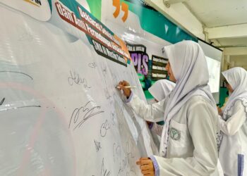 Siswa SMA Al Muslim Deklarasi Anti Perundungan saat Ikuti MPLS