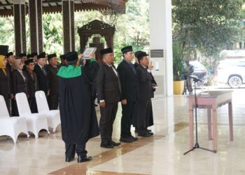 Mutasi Perdana, Bupati Subandi Lantik 61 Pejabat Pemkab Sidoarjo