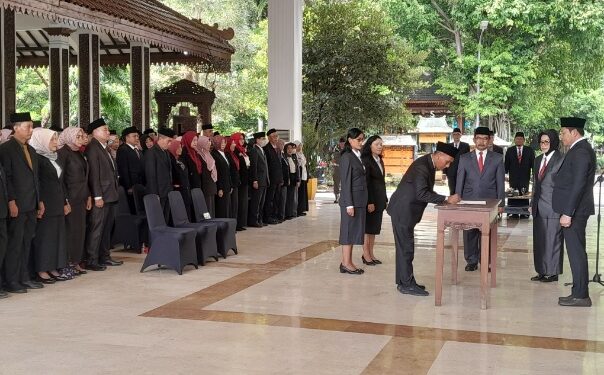 Bupati Sidoarjo Subandi Gelar Mutasi Besar, Rotasi 260 Pejabat