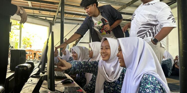 SMP Al Muslim Eskplorasi Animasi dan Dubbing di Mocca Studio